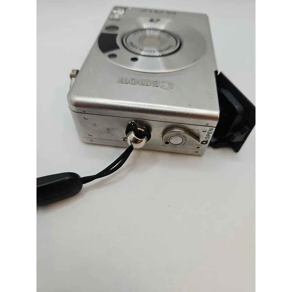 Canon ELPH 2 Point & Shoot Film Camera - Silver Broken / Not Tested / For Parts